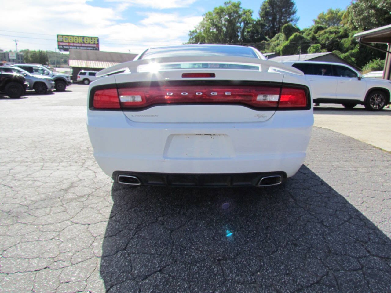 Used 2011 Dodge Charger R/T RWD image 4