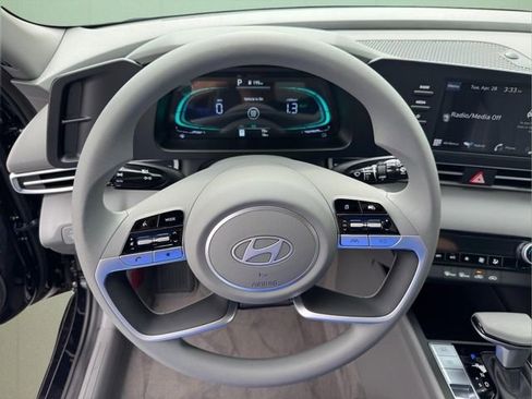 New 2026 Hyundai Elantra Hybrid FWD image 26
