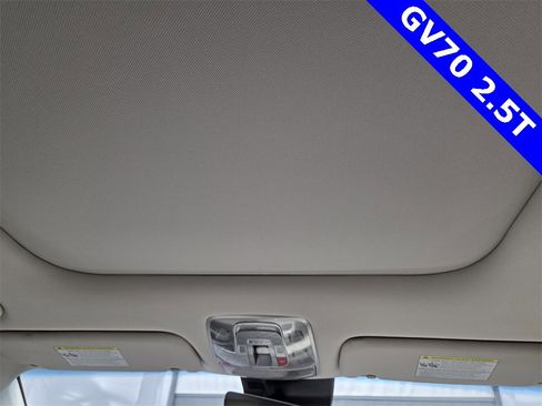 Used 2023 Genesis GV70 2.5T w/ Advanced Package image 24