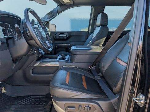 Used 2020 GMC Sierra 1500 AT4 w/ AT4 Premium Package image 17
