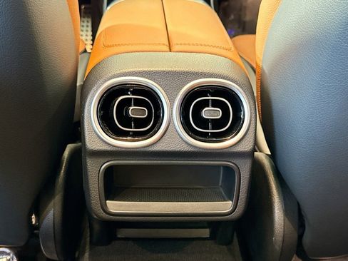 Certified 2023 Mercedes-Benz C 300 Sedan image 24