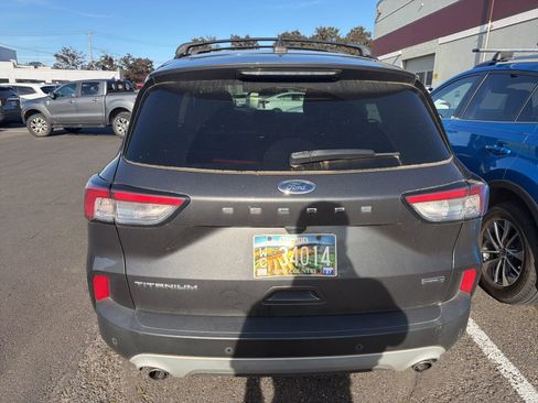 Used 2020 Ford Escape Titanium AWD/4WD image 5