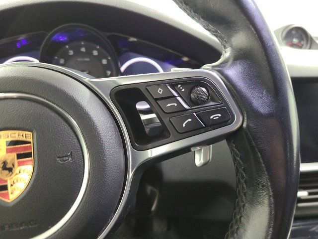 Used 2020 Porsche Cayenne AWD/4WD image 24