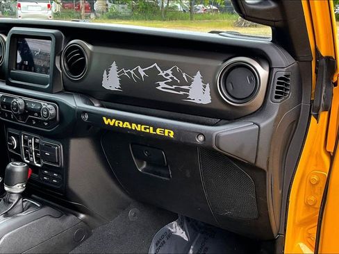 Used 2019 Jeep Wrangler Unlimited Sport S AWD/4WD image 19