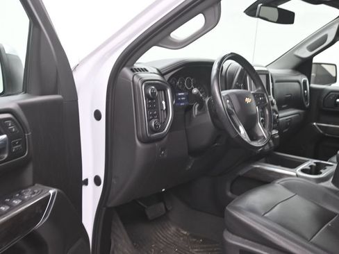 Used 2021 Chevrolet Silverado 1500 LTZ AWD/4WD image 9