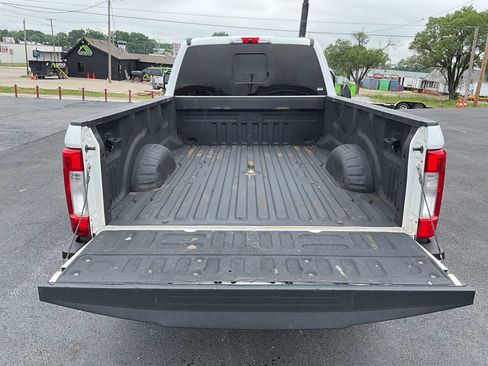Used 2017 Ford F250 Lariat w/ Chrome Package AWD/4WD image 39