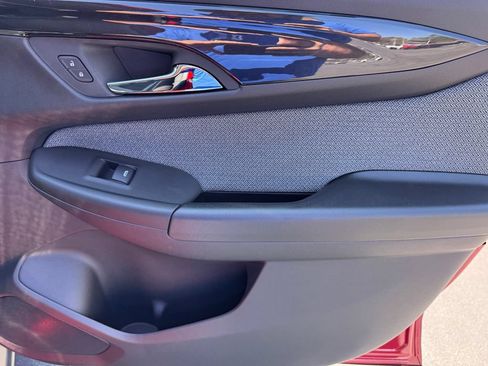 New 2026 Chevrolet TrailBlazer LT w/ Midnight Edition FWD image 9