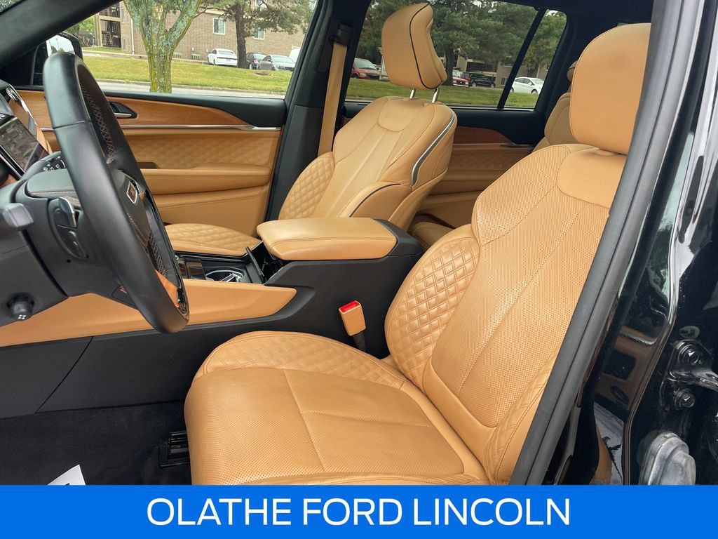 Used 2022 Jeep Grand Cherokee L Summit AWD/4WD image 14