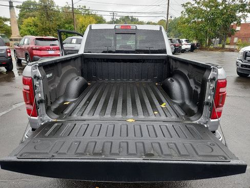 Used 2022 RAM 1500 Laramie image 28