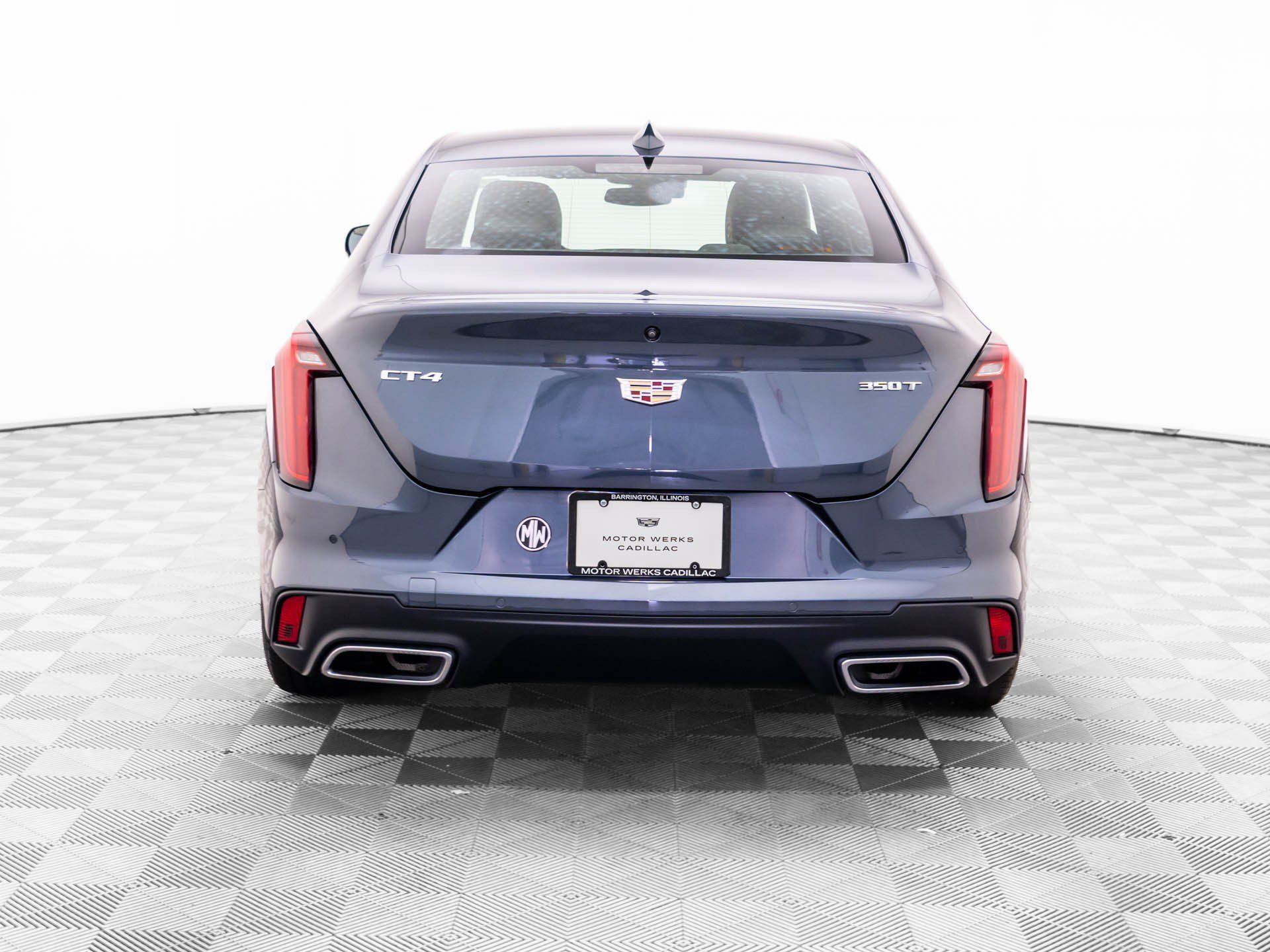 Used 2022 Cadillac CT4 Premium Luxury RWD image 4