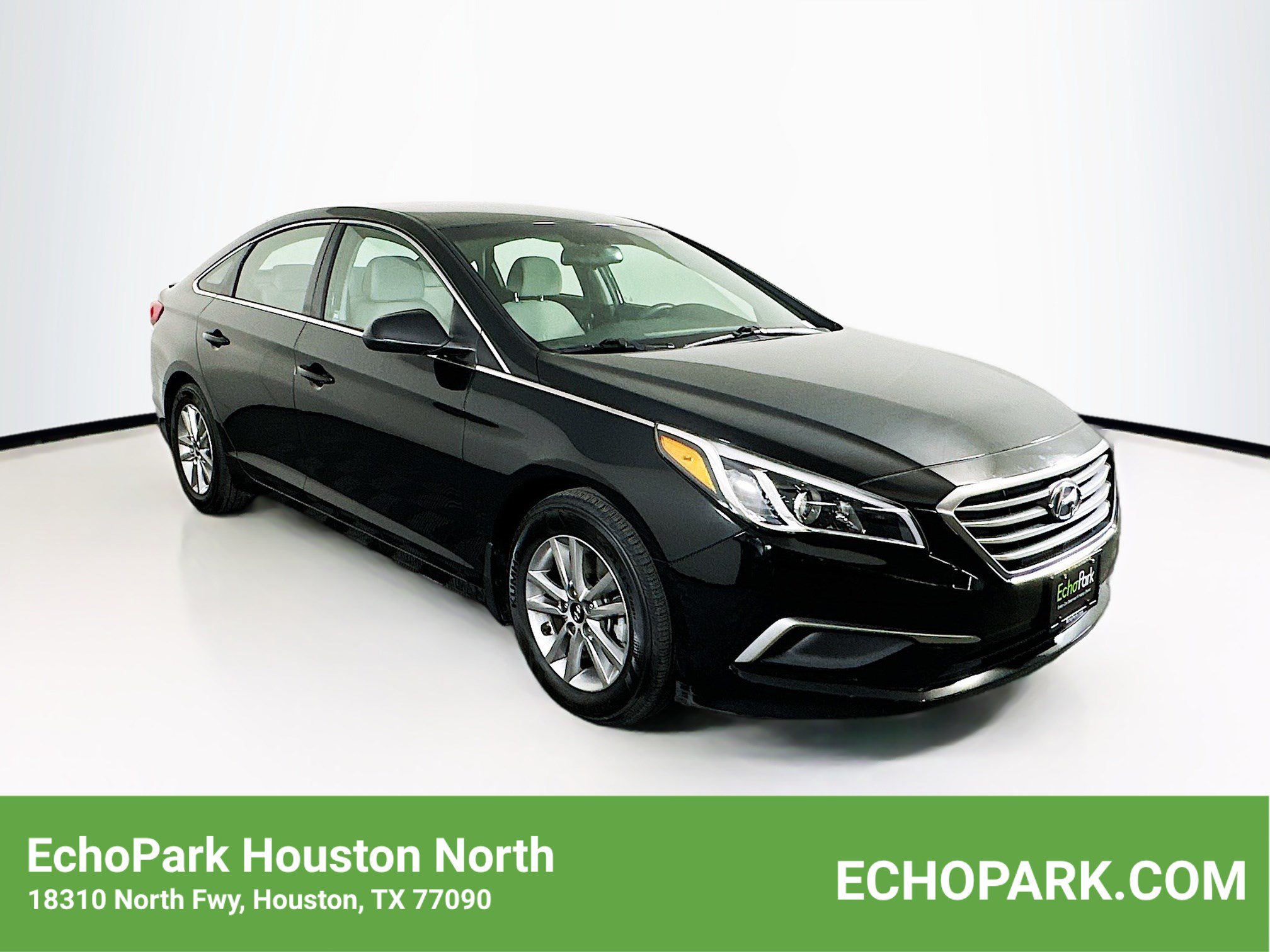 Used 2017 Hyundai Sonata SE FWD image 1