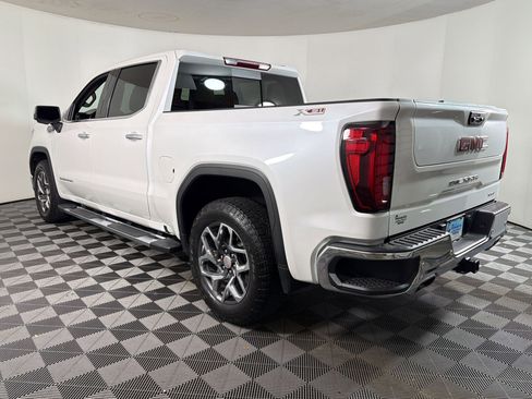 Used 2024 GMC Sierra 1500 SLT w/ SLT Premium Package image 3