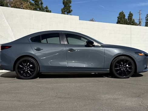 Used 2023 MAZDA MAZDA3 s image 6