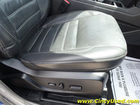 Used 2017 Ford Escape Titanium AWD/4WD image 32