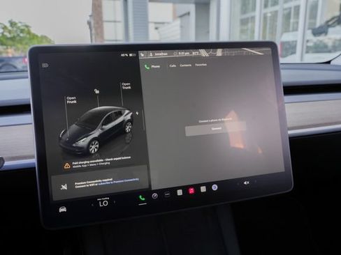 Used 2024 Tesla Model Y Long Range AWD/4WD image 40