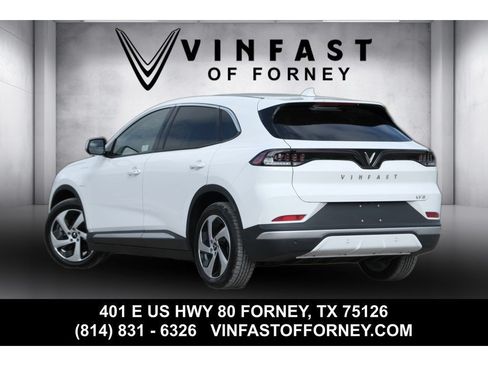 Used 2023 VinFast VF 8 Plus AWD/4WD image 2