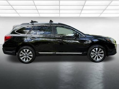 Used 2018 Subaru Outback 2.5i Touring AWD/4WD image 7