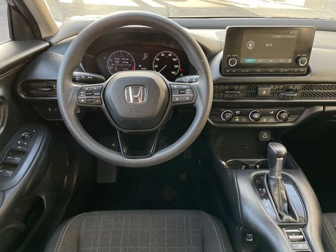 Certified 2023 Honda HR-V LX image 11