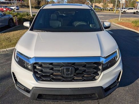 Used 2023 Honda Passport EX-L image 4