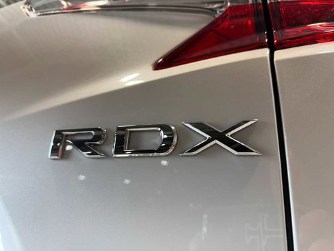 New 2026 Acura RDX SH-AWD image 8