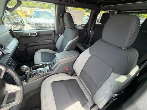 New 2026 Ford Bronco Big Bend AWD/4WD image 8