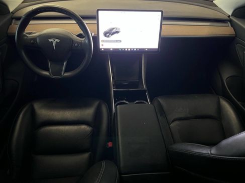 Used 2019 Tesla Model 3 Standard Range Plus image 12