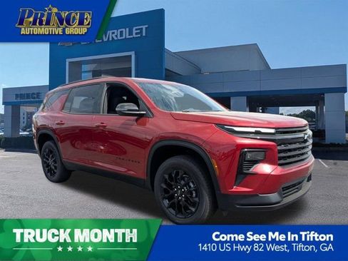 New 2026 Chevrolet Traverse LT image 1