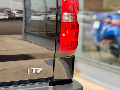 Used 2015 Chevrolet Silverado 3500 LTZ w/ Duramax Plus Package image 9