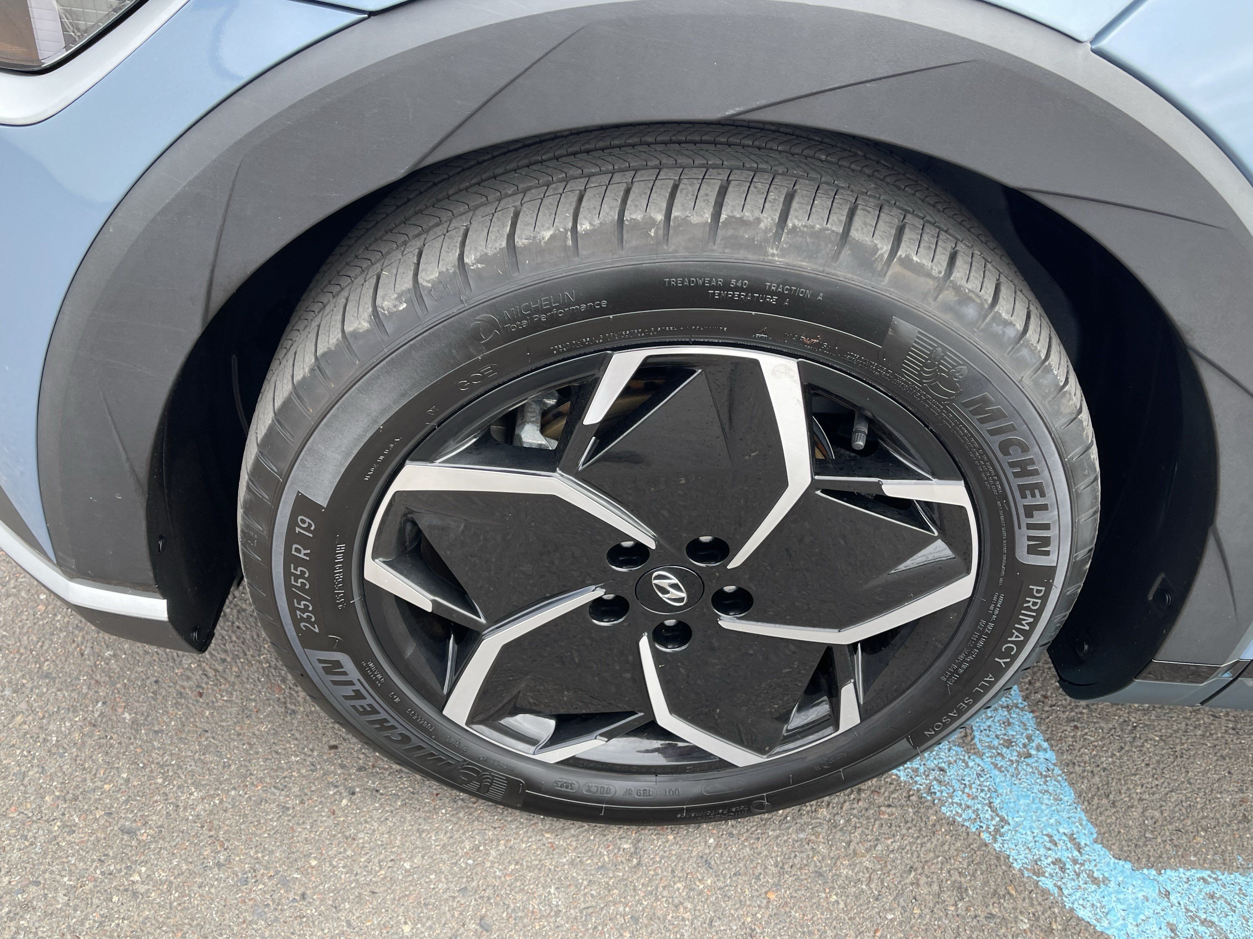 Certified 2024 Hyundai Ioniq 5 SE RWD image 9