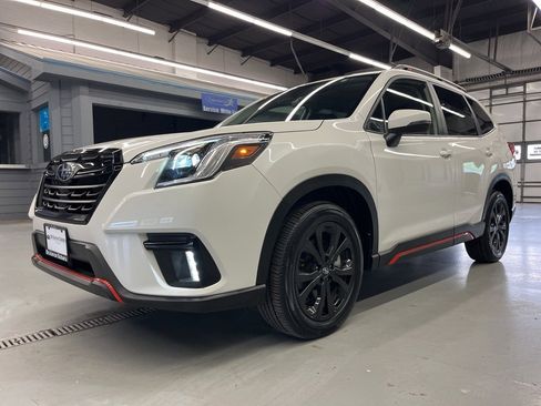 Used 2024 Subaru Forester Sport image 3