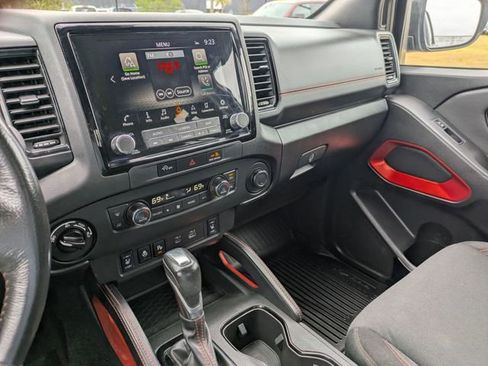 Used 2023 Nissan Frontier PRO-4X w/ Pro Convenience Package AWD/4WD image 18