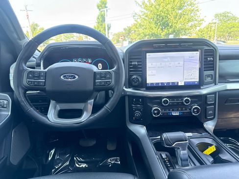 Used 2021 Ford F150 Lariat w/ Equipment Group 502A High AWD/4WD image 19