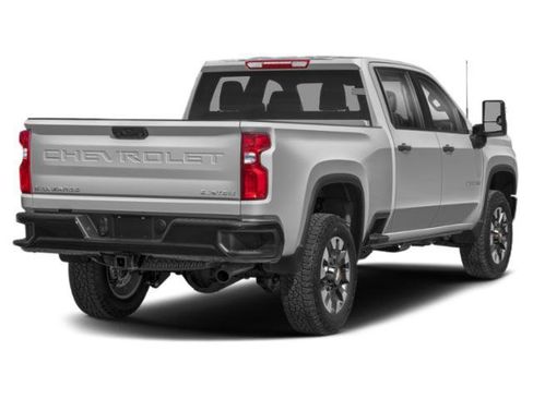 Used 2021 Chevrolet Silverado 2500 Custom w/ Custom Value Package AWD/4WD image 2