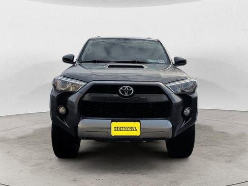 Used 2018 Toyota 4Runner TRD Off-Road image 8
