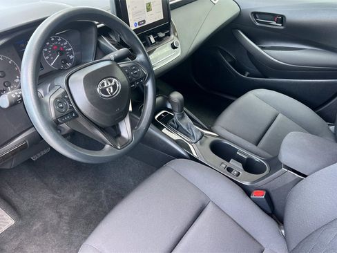 Certified 2025 Toyota Corolla LE image 12
