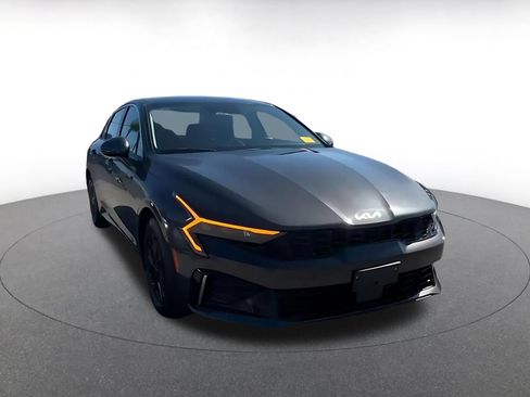 Used 2025 Kia K5 LXS FWD image 3
