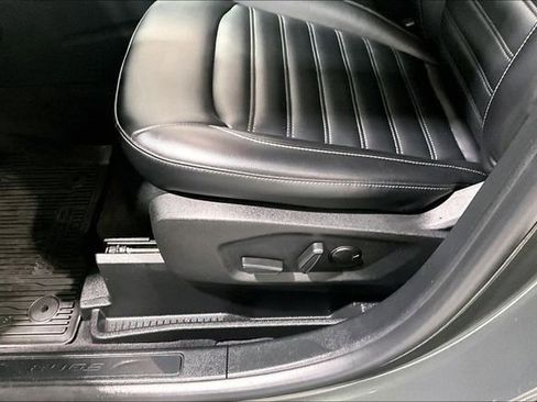 Used 2024 Ford Edge SEL w/ Convenience Package image 19