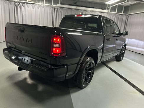 Used 2025 RAM 1500 Big Horn AWD/4WD image 7
