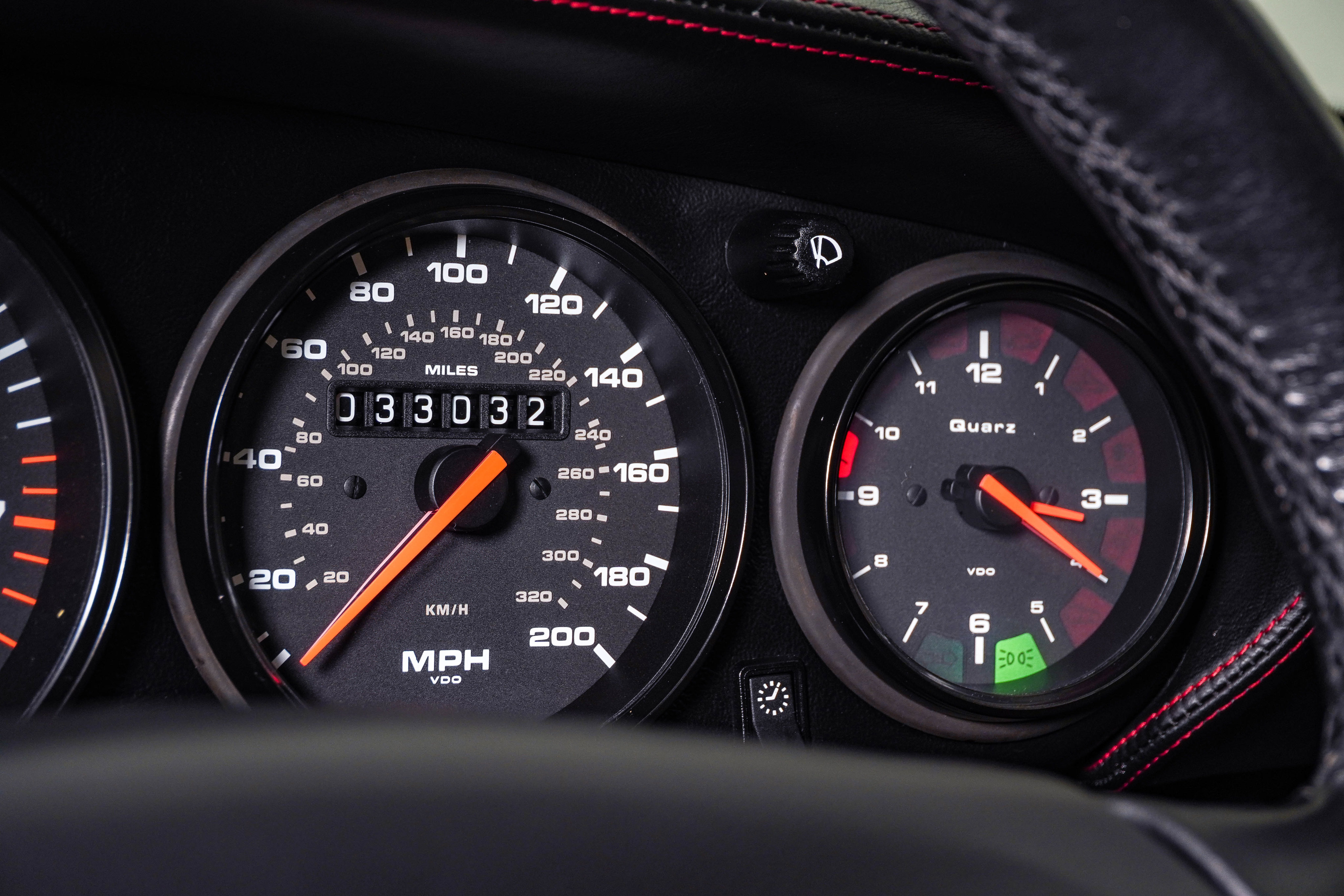 Used 1997 Porsche 911 Turbo AWD/4WD image 30