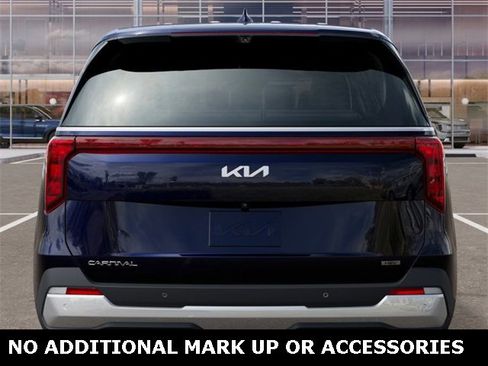 New 2026 Kia Carnival LXS image 13