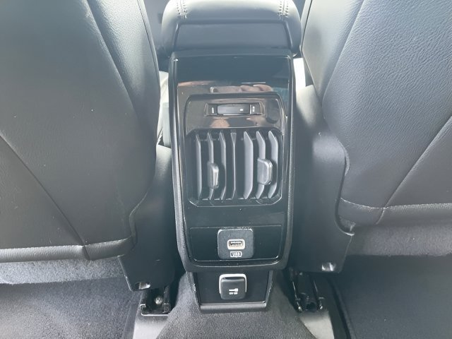 Used 2024 Jeep Compass Limited AWD/4WD image 29