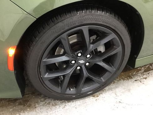 Used 2022 Dodge Charger R/T w/ Blacktop Package image 4