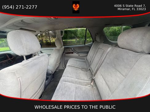 Used 2005 Toyota Sequoia SR5 RWD image 10