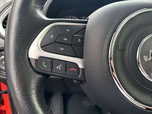 Used 2021 Jeep Renegade Latitude w/ Sun & Sound Group AWD/4WD image 14