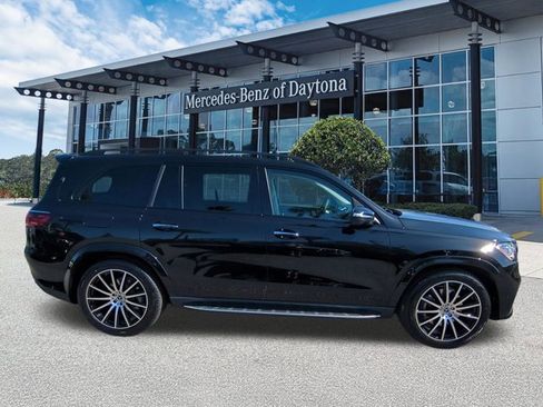 New 2026 Mercedes-Benz GLS 450 4MATIC image 3