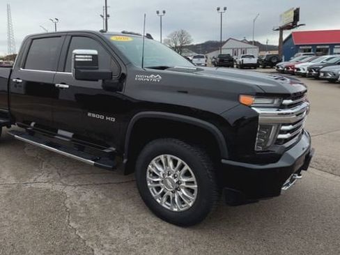 Used 2020 Chevrolet Silverado 2500 High Country w/ Z71 Off-Road Package AWD/4WD image 3