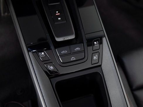 Certified 2020 Porsche 911 Carrera S image 32