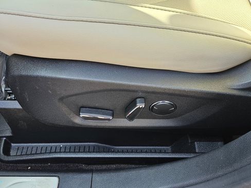 Used 2016 Ford Edge Titanium w/ Equipment Group 301A image 32