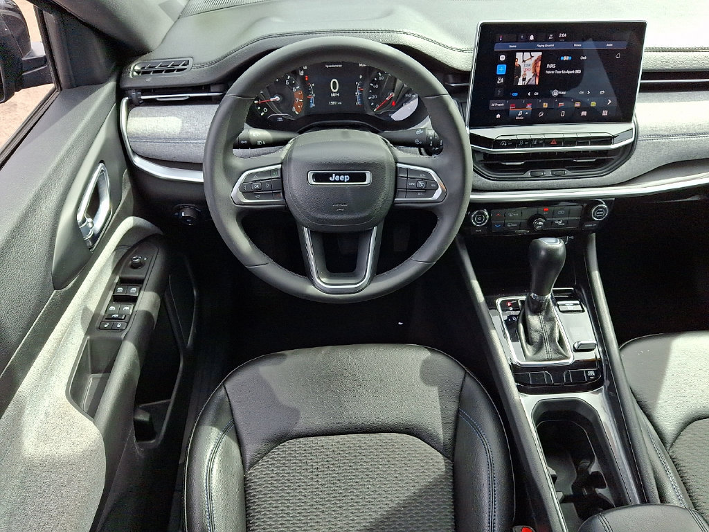 Certified 2023 Jeep Compass Latitude AWD/4WD image 11