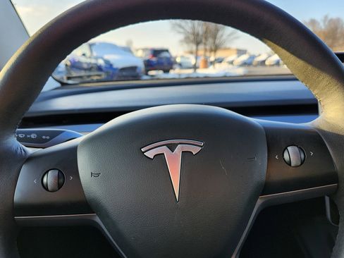 Used 2022 Tesla Model 3 image 28
